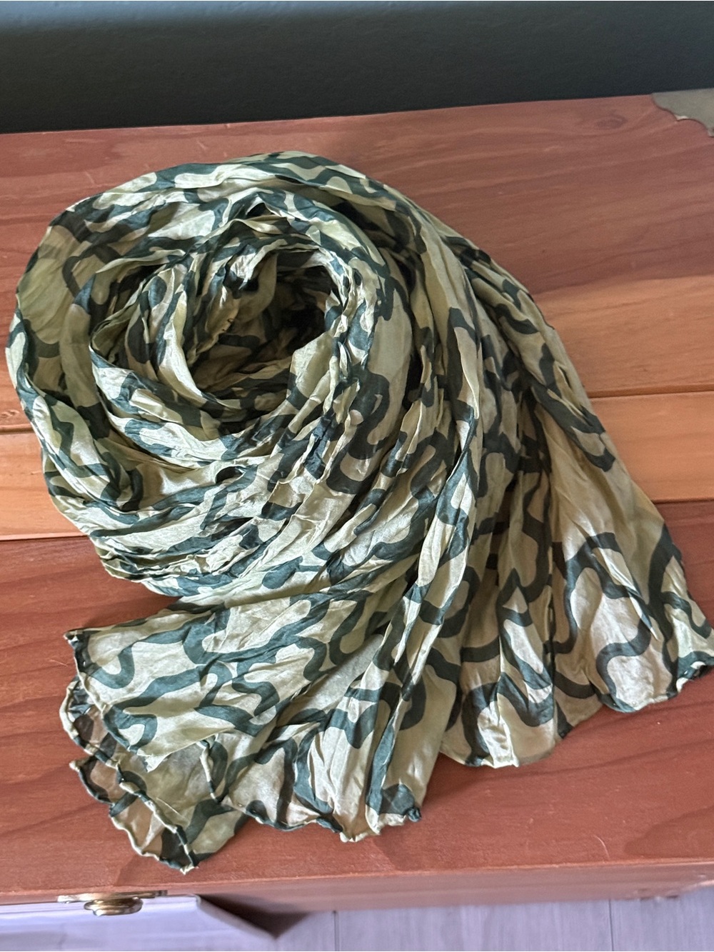 TOUS 100% Silk Crinkle Olive Green Floral Scarf Wrap 33x64
